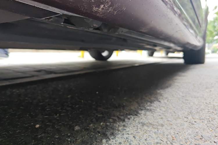 Used Mercedes-Benz C-Class 2011 C 300 Fashion Model Chassis Front Left