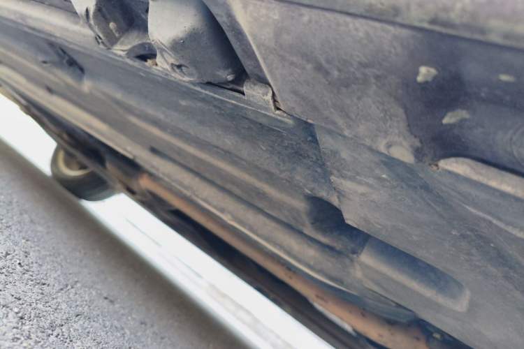Used Mercedes-Benz C-Class 2011 C 200 CGI Fashion Model Chassis Front Right