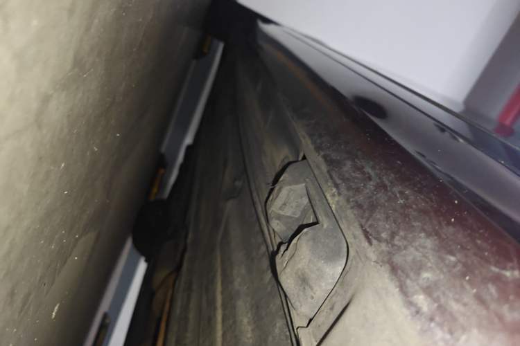 Used Mercedes-Benz C-Class 2011 C 200 CGI Fashion Model Chassis Front Right