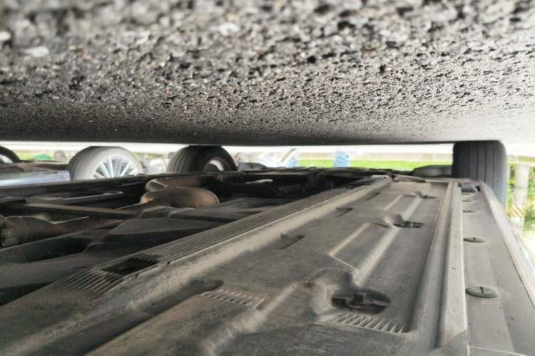 Used Mercedes-Benz C-Class 2011 C 180K Classic model Chassis Rear Left