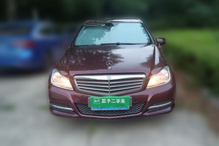 Used Mercedes-Benz C-Class 2011 C 180K Classic model Front