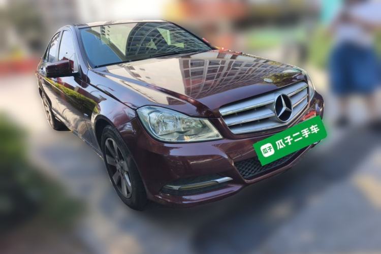 Used Mercedes-Benz C-Class 2011 C 180K Classic model Front Right 45 Deg