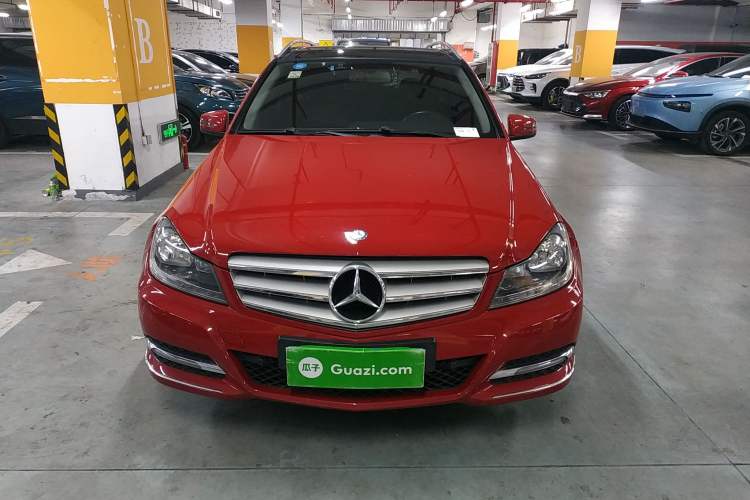 Used Mercedes-Benz C-Class 2011 C 200 Fashion Travel Edition Front