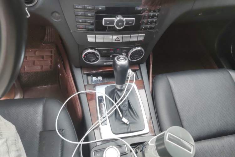 Used Mercedes-Benz C-Class 2011 C 200 CGI Elegant Model Gear Lever