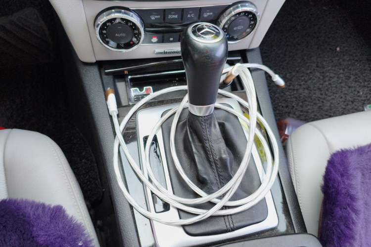 Used Mercedes-Benz C-Class 2011 C 200 CGI Fashion Model Gear Lever