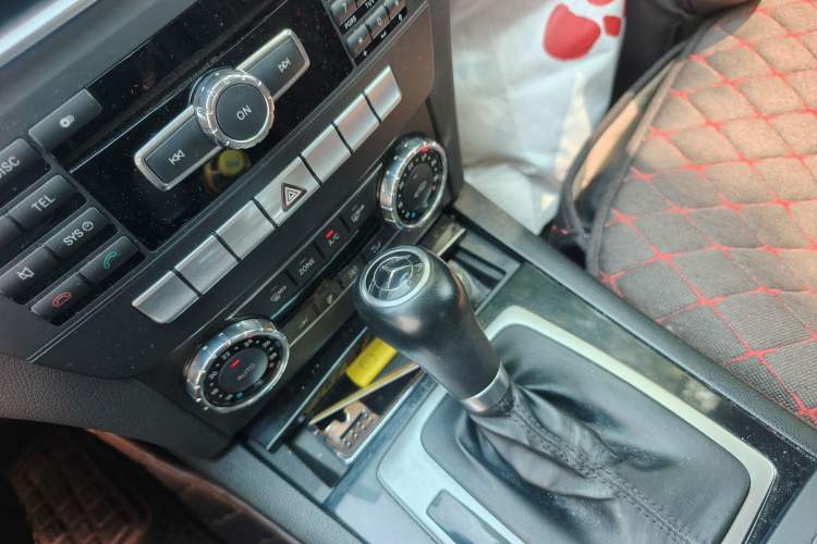 Used Mercedes-Benz C-Class 2011 C 180K Classic model Gear Lever