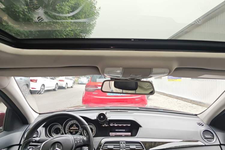 Used Mercedes-Benz C-Class 2011 C 300 Fashion Model Headliner
