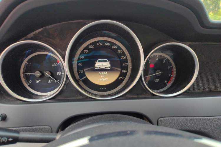 Used Mercedes-Benz C-Class 2011 C 180K Classic model Instrument Cluster