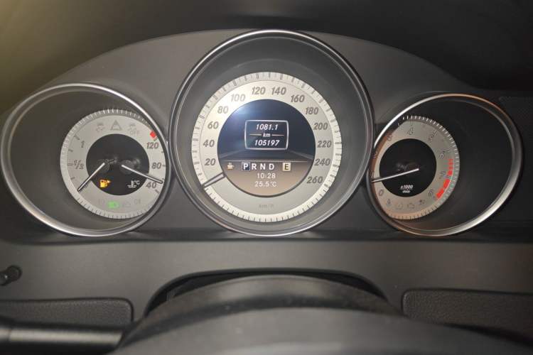 Used Mercedes-Benz C-Class 2011 C 200 CGI Fashion Model Instrument Cluster
