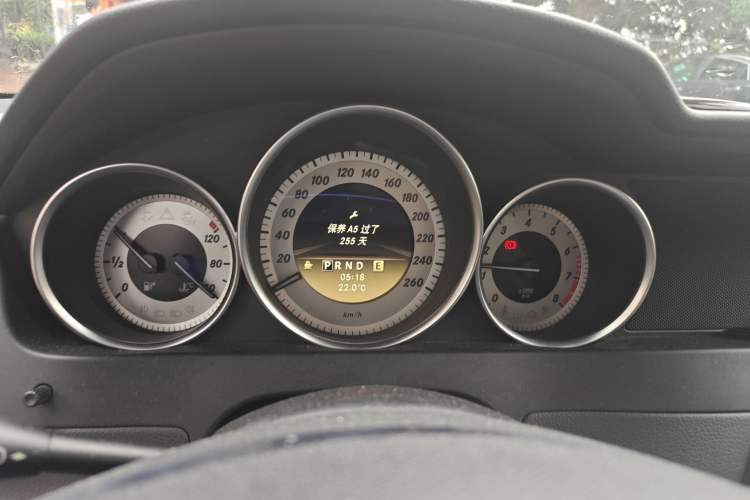 Used Mercedes-Benz C-Class 2011 C 200 CGI Fashion Model Instrument Cluster