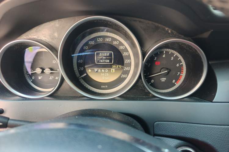 Used Mercedes-Benz C-Class 2011 C 180K Classic model Instrument Cluster