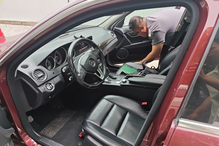 Used Mercedes-Benz C-Class 2011 C 300 Fashion Model Left Front Seat