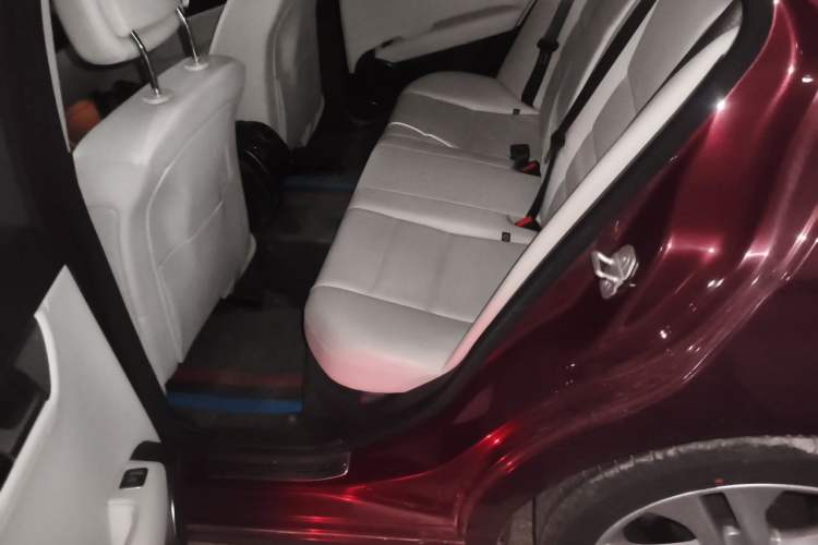 Used Mercedes-Benz C-Class 2011 C 200 CGI Fashion Model Left Rear Seat