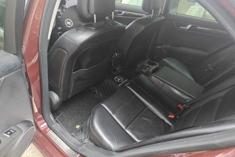 Used Mercedes-Benz C-Class 2011 C 200 CGI Fashion Model Left Rear Seat