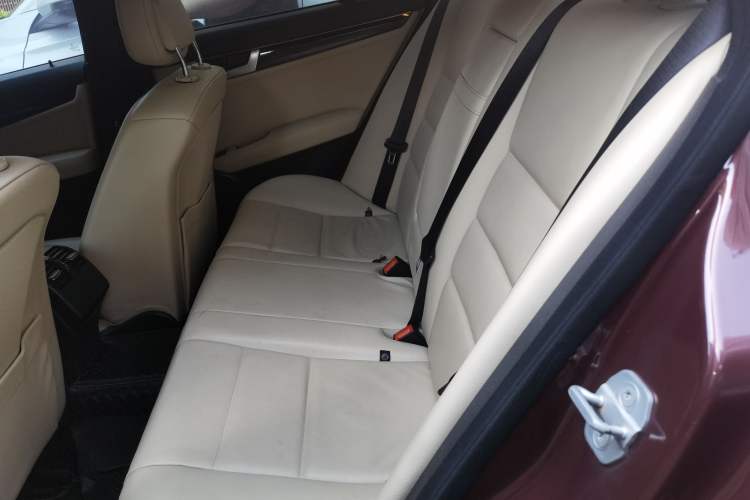 Used Mercedes-Benz C-Class 2011 C 200 CGI Fashion Model Left Rear Seat