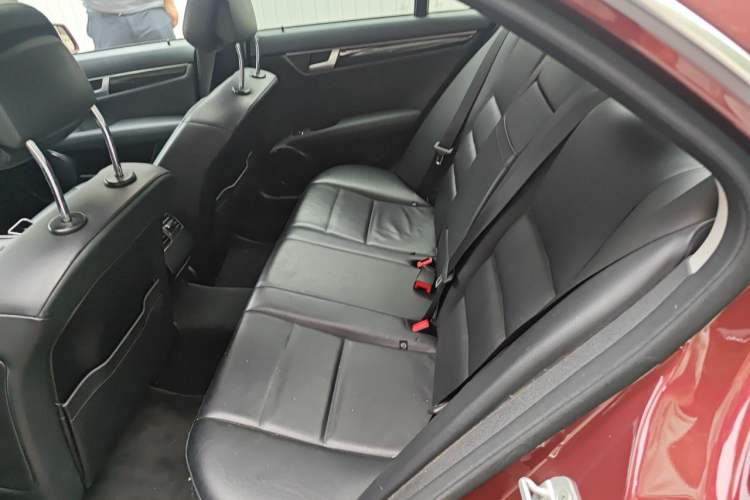 Used Mercedes-Benz C-Class 2011 C 300 Fashion Model Left Rear Seat
