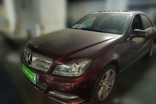Used Mercedes-Benz C-Class 2011 C 300 Fashion Model