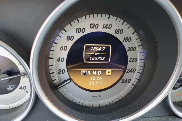 Used Mercedes-Benz C-Class 2011 C 200 CGI Fashion Model Odometer Close Up