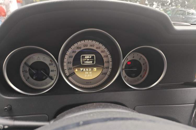 Used Mercedes-Benz C-Class 2011 C 200 CGI Fashion Model Odometer Close Up
