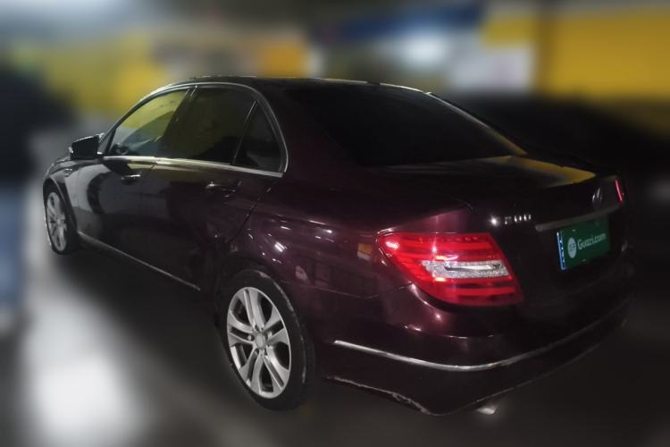 Used Mercedes-Benz C-Class 2011 C 200 CGI Fashion Model Rear Left 45 Deg