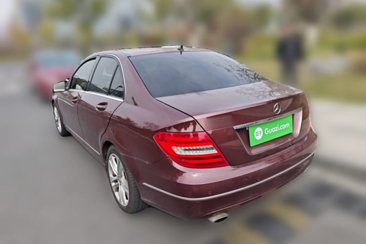 Used Mercedes-Benz C-Class 2011 C 200 CGI Fashion Model Rear Left 45 Deg