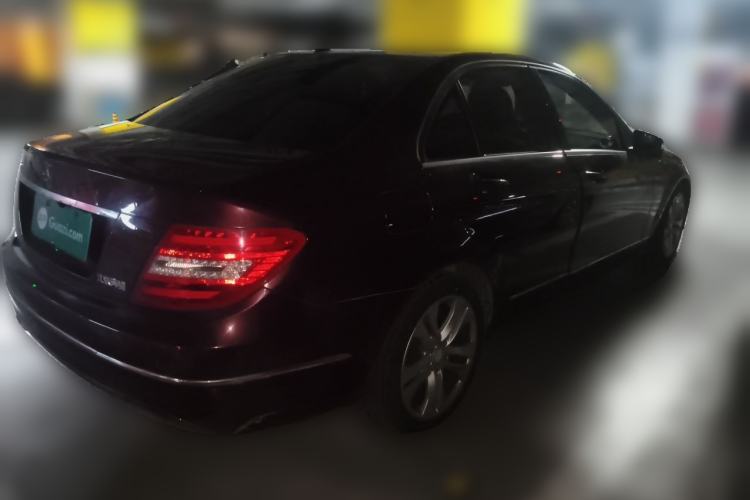 Used Mercedes-Benz C-Class 2011 C 200 CGI Fashion Model Rear Right 45 Deg