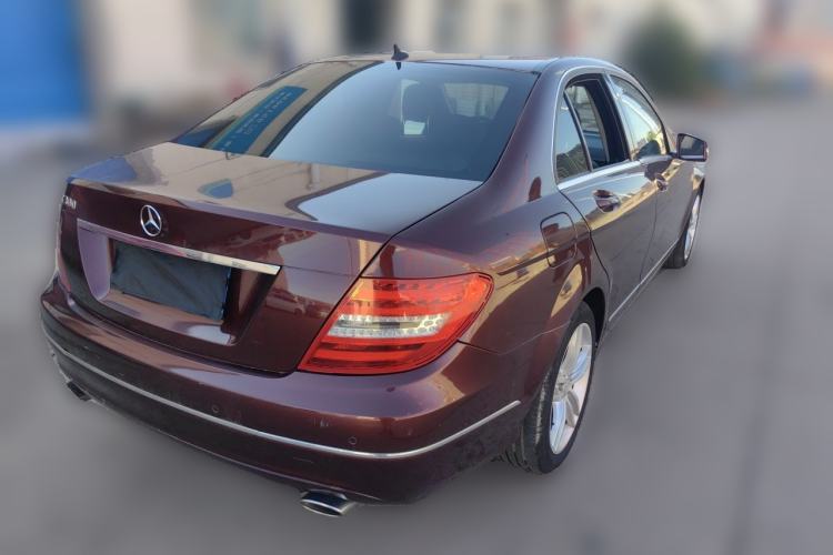 Used Mercedes-Benz C-Class 2011 C 300 Fashion Model Rear Right 45 Deg