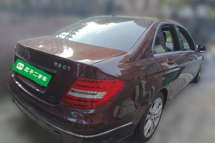 Used Mercedes-Benz C-Class 2011 C 200 CGI Fashion Model Rear Right 45 Deg