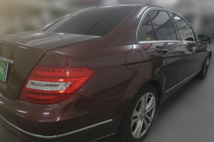 Used Mercedes-Benz C-Class 2011 C 200 CGI Fashion Model Rear Right 45 Deg