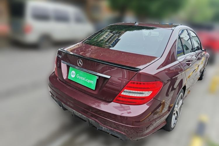 Used Mercedes-Benz C-Class 2011 C 300 Fashion Model Rear Right 45 Deg