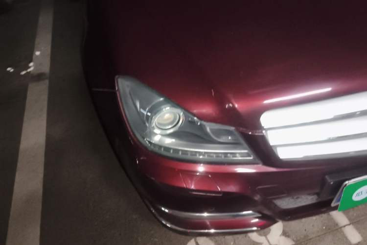 Used Mercedes-Benz C-Class 2011 C 200 CGI Fashion Model Right Front Headlight