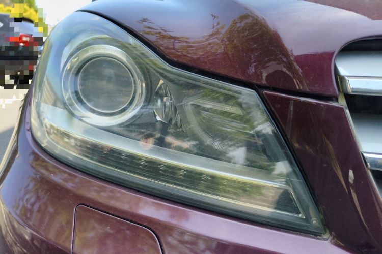 Used Mercedes-Benz C-Class 2011 C 200 CGI Fashion Model Right Front Headlight