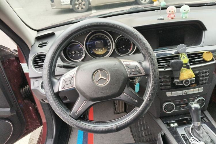 Used Mercedes-Benz C-Class 2011 C 180K Classic model Steering Wheel