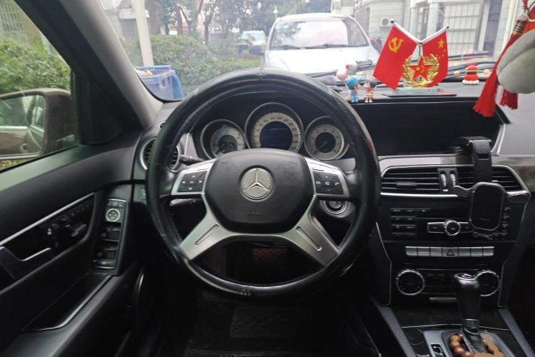 Used Mercedes-Benz C-Class 2011 C 200 CGI Fashion Model Steering Wheel