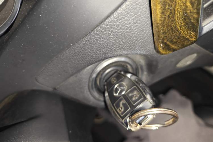 Used Mercedes-Benz C-Class 2011 C 200 CGI Fashion Model Vehicle Key