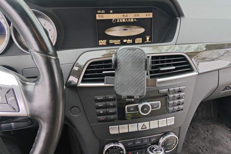 Used Mercedes-Benz C-Class 2011 C 300 Fashion Model Audio And AC Panel