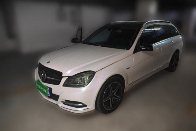 Used Mercedes-Benz C-Class 2011 C 200 Fashion Travel Edition