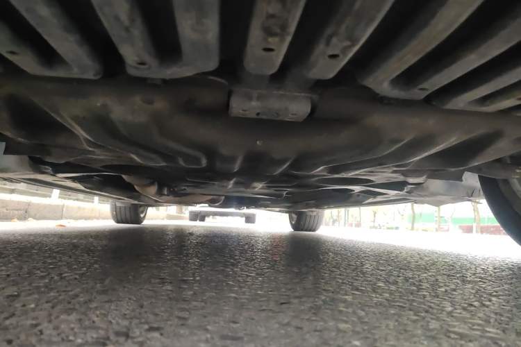 Used Mercedes-Benz C-Class 2011 C 200 Fashion Travel Edition Chassis Front