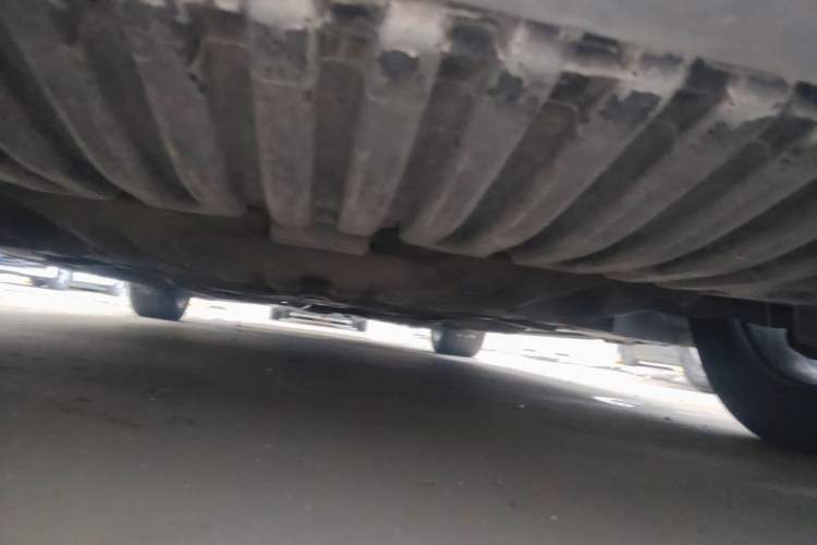 Used Mercedes-Benz C-Class 2011 C 200 Fashion Travel Edition Chassis Front