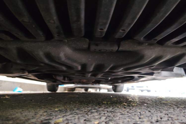 Used Mercedes-Benz C-Class 2011 C 180K Classic model Chassis Front
