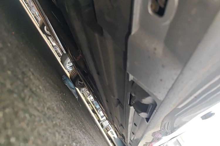 Used Mercedes-Benz C-Class 2011 C 180K Classic model Chassis Front Left