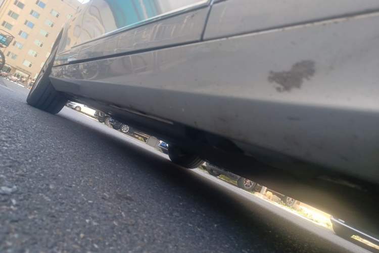 Used Mercedes-Benz C-Class 2011 C 200 CGI Fashion Model Chassis Front Right