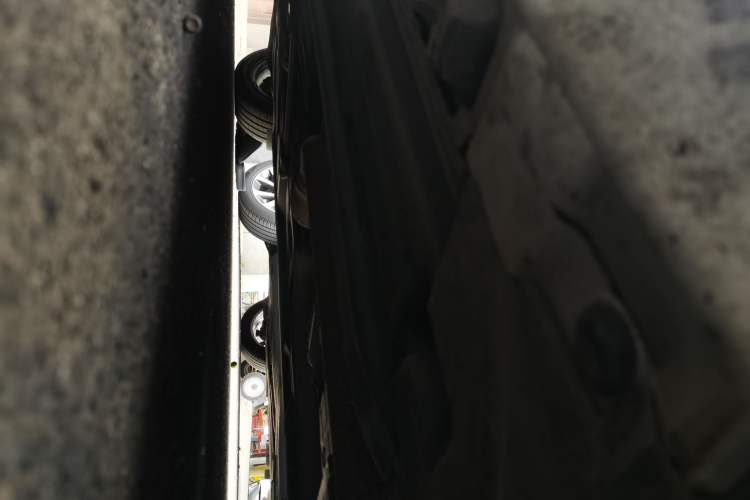 Used Mercedes-Benz C-Class 2011 C 180K Classic model Chassis Front Right