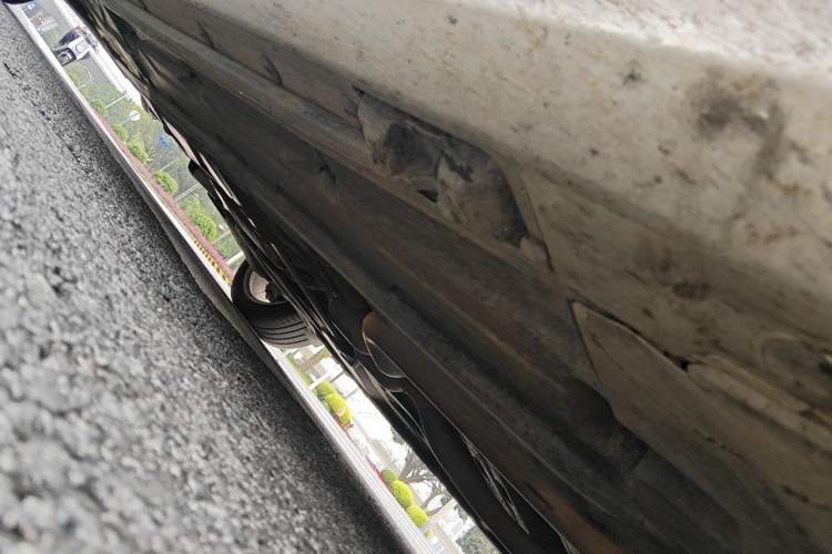 Used Mercedes-Benz C-Class 2011 C 300 Fashion Model Chassis Front Right