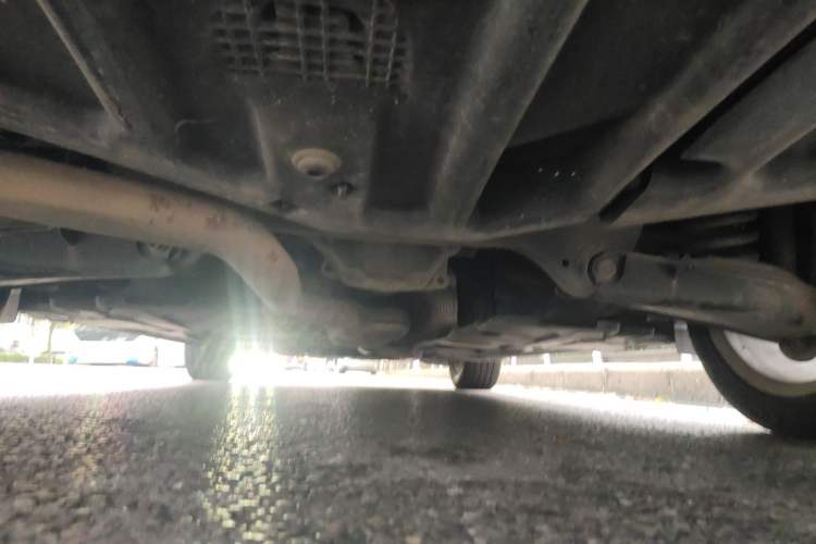 Used Mercedes-Benz C-Class 2011 C 200 Fashion Travel Edition Chassis Rear