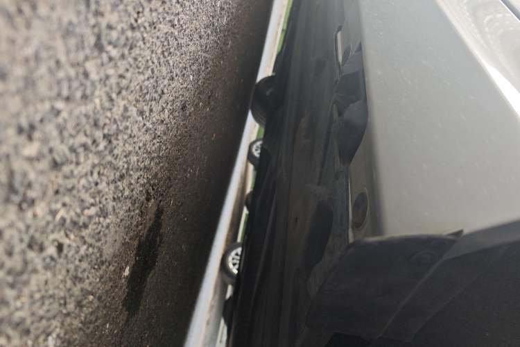 Used Mercedes-Benz C-Class 2011 C 180K Classic model Chassis Rear Left