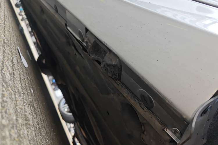 Used Mercedes-Benz C-Class 2011 C 180K Classic model Chassis Rear Left