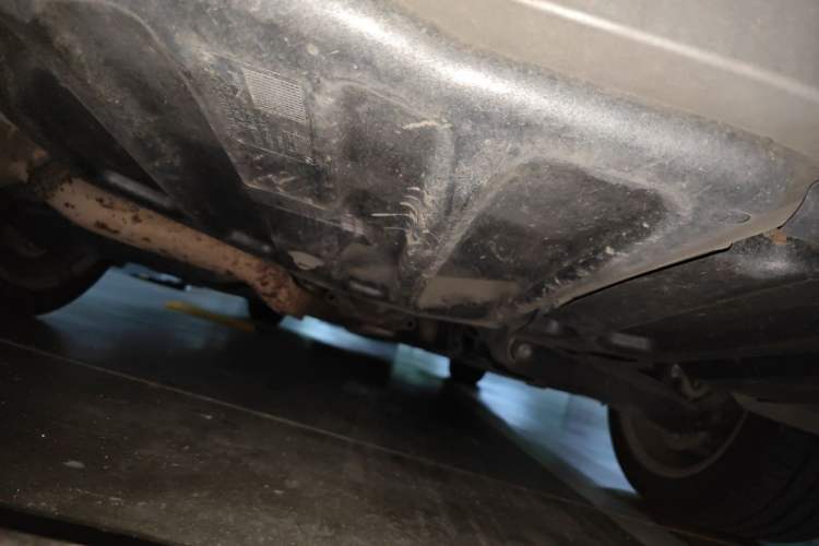 Used Mercedes-Benz C-Class 2011 C 200 Fashion Travel Edition Chassis Rear