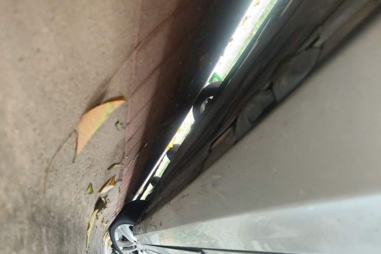 Used Mercedes-Benz C-Class 2011 C 200 CGI Fashion Model Chassis Rear Right