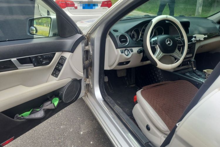 Used Mercedes-Benz C-Class 2011 C 200 CGI Fashion Model Driver Seat